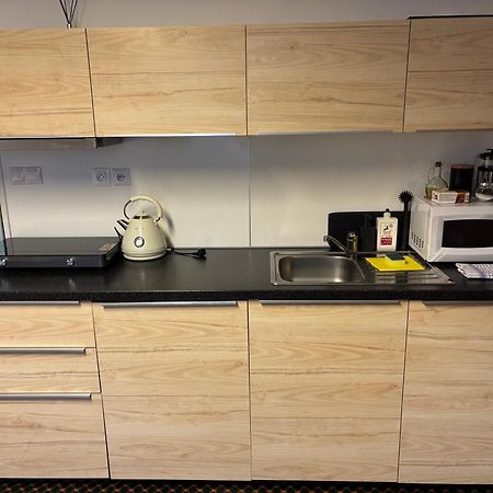 Excellent Apartments In Spa City Center 5 Min Walk From The Colonnade كارلوفي فاري المظهر الخارجي الصورة