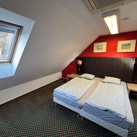 Excellent Apartments In Spa City Center 5 Min Walk From The Colonnade كارلوفي فاري المظهر الخارجي الصورة