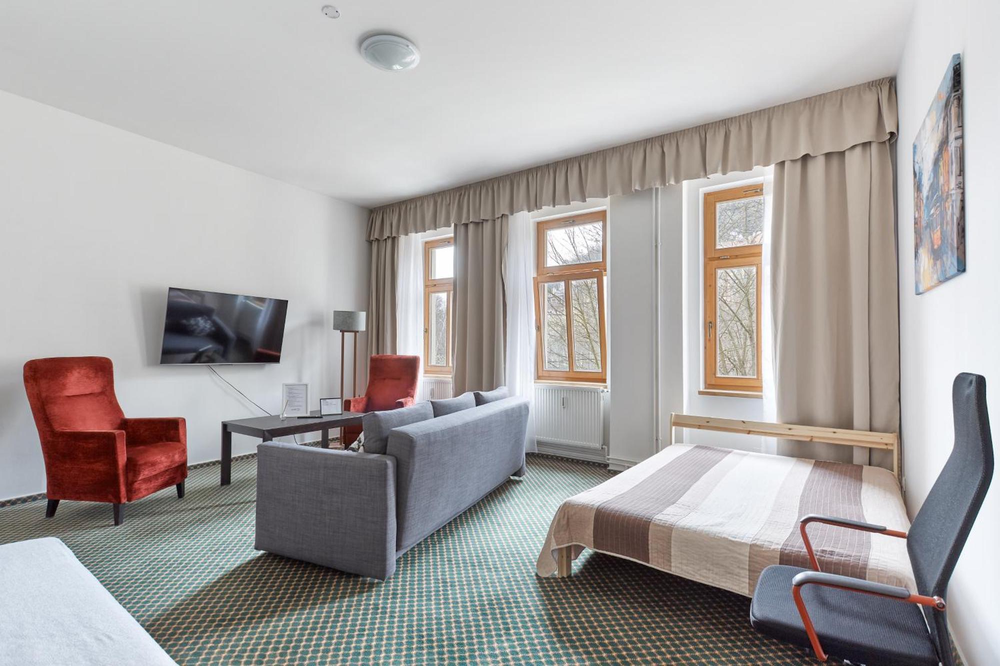 Excellent Apartments In Spa City Center 5 Min Walk From The Colonnade كارلوفي فاري المظهر الخارجي الصورة