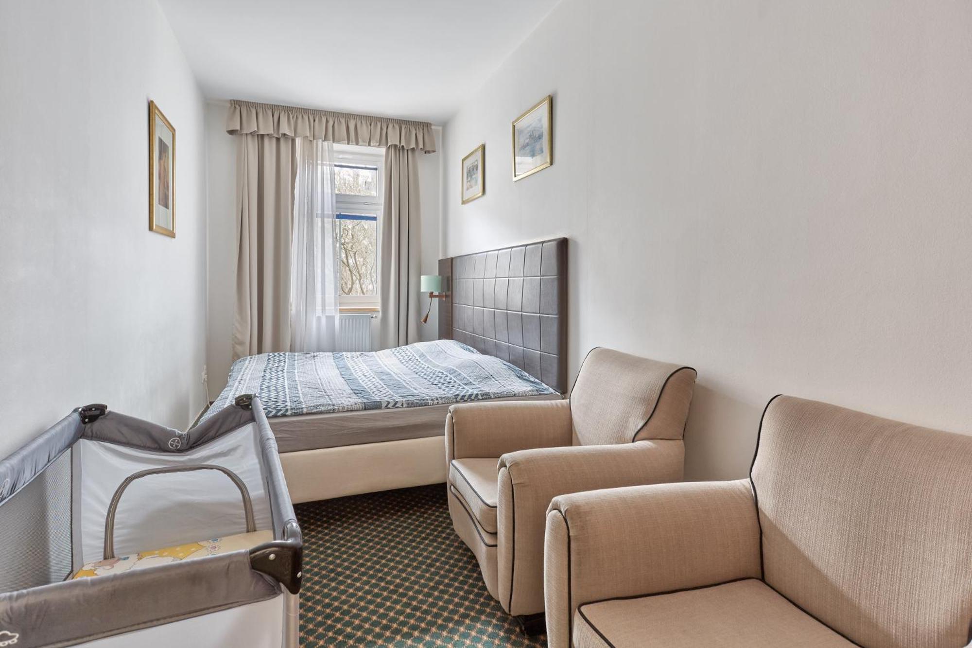 Excellent Apartments In Spa City Center 5 Min Walk From The Colonnade كارلوفي فاري المظهر الخارجي الصورة
